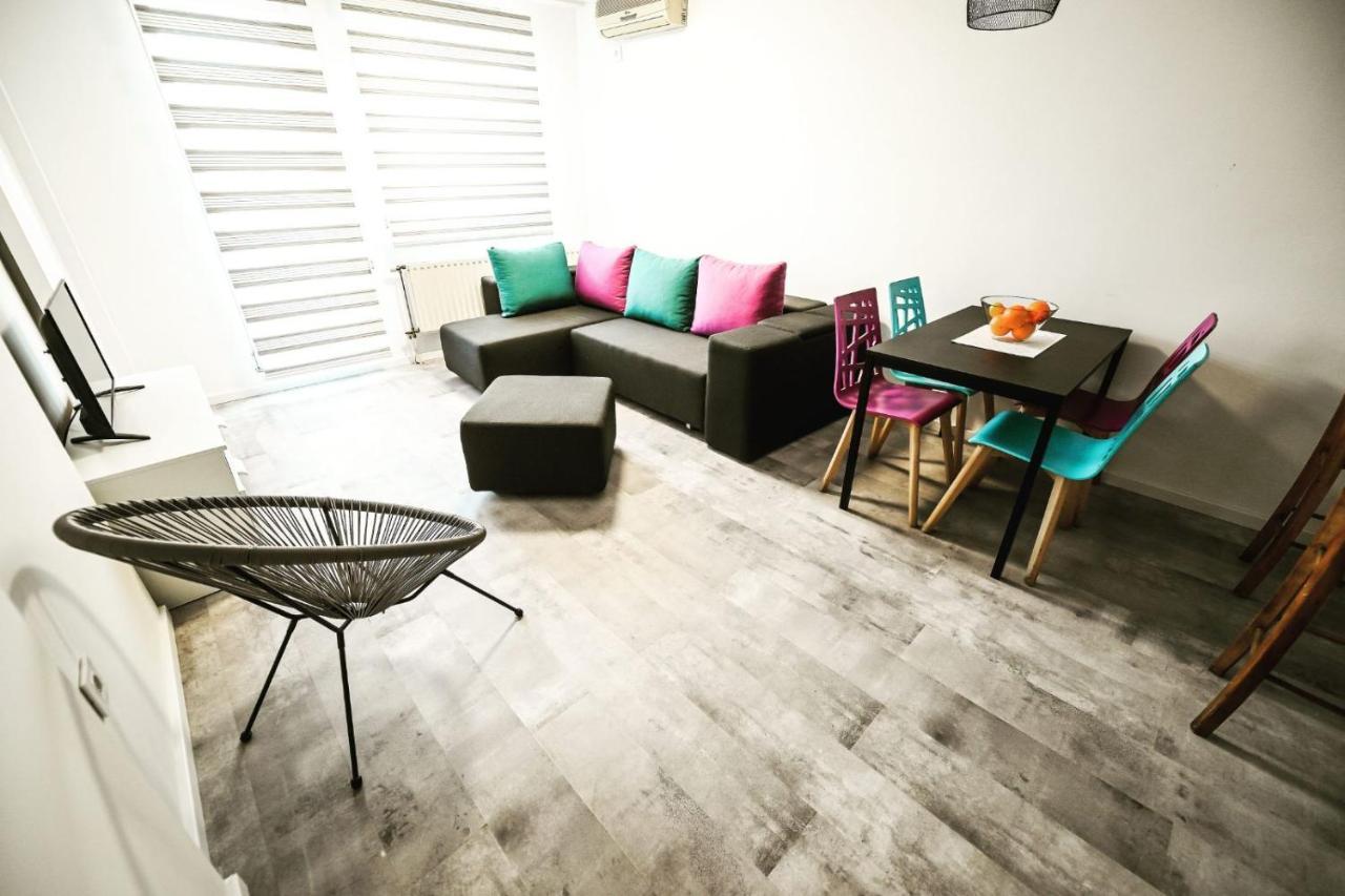 Chill Out Apartment Новий Сад Екстер'єр фото