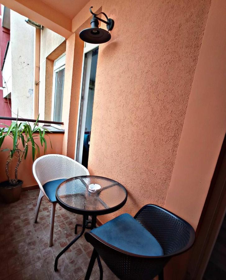 Chill Out Apartment Новий Сад Екстер'єр фото