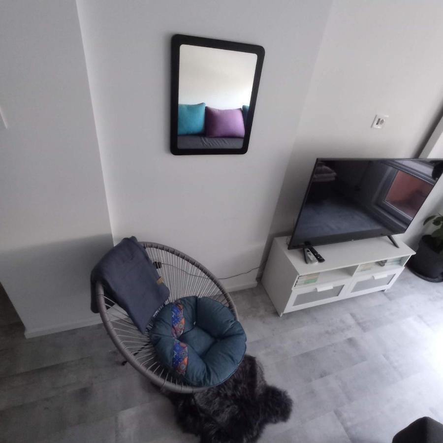 Chill Out Apartment Новий Сад Екстер'єр фото